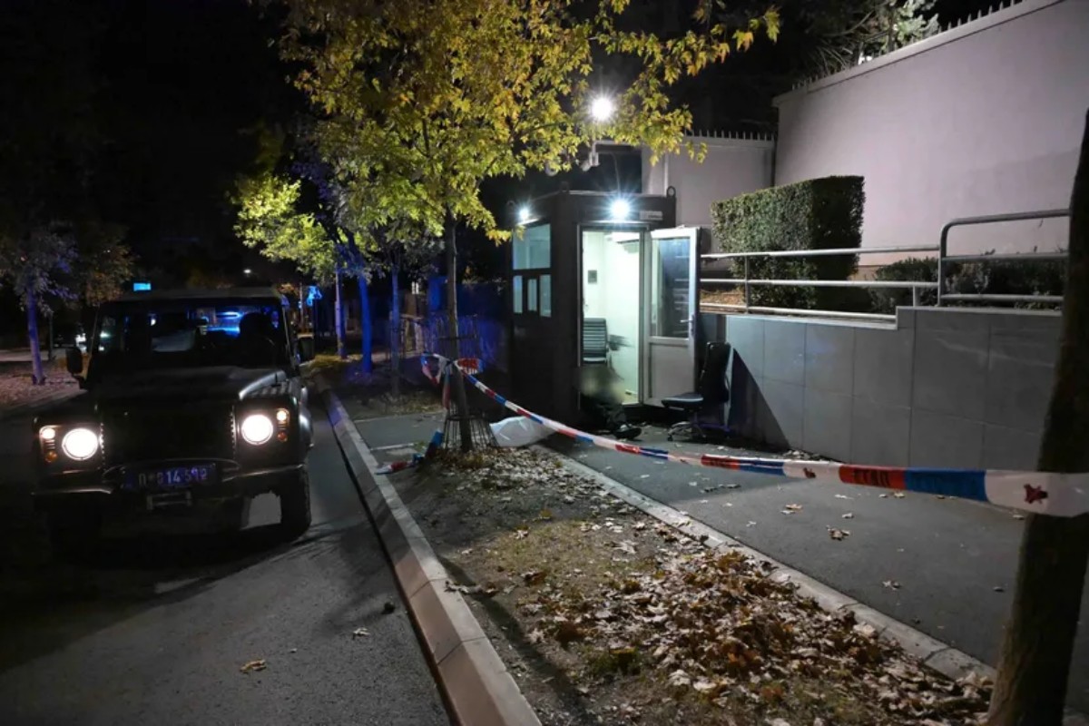 Teroristički napad u Beogradu: Maloljetni islamist napao policajca noževima, usmrćen u samoobrani