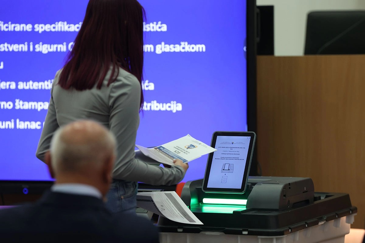SIP ponovno raspisao natječaj za operatere izbore 4. listopada.