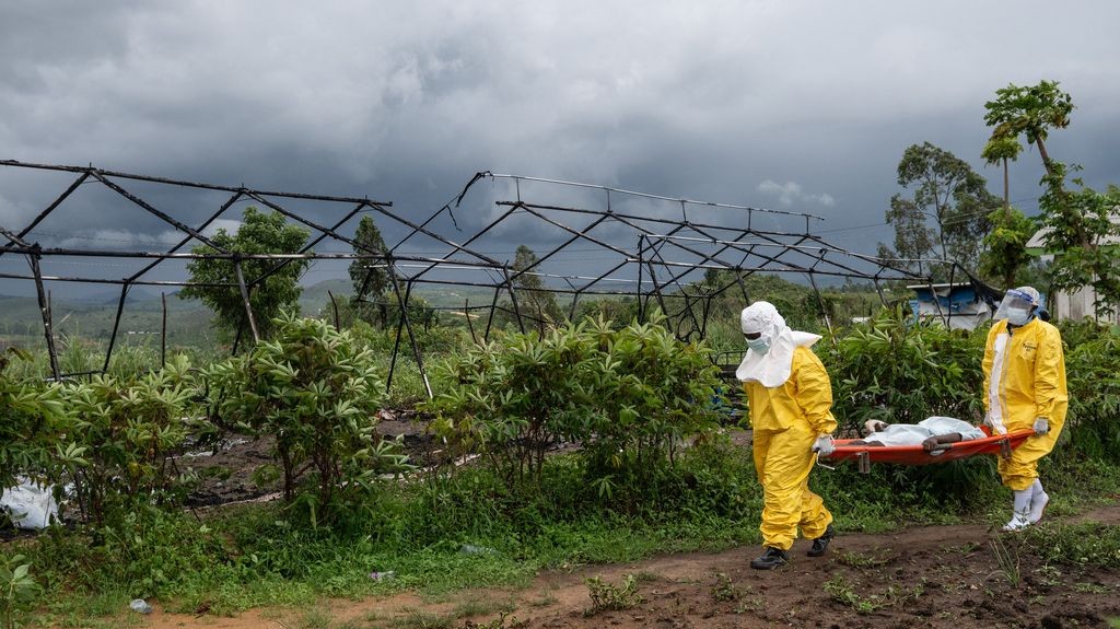 Ebola se širi: Potvrđen novi slučaj stotinama kilometara od žarišta, umrla jedna osoba