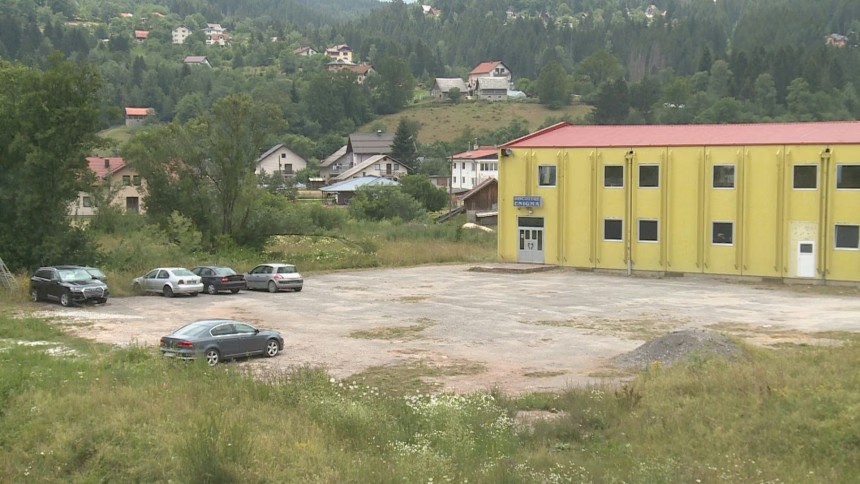 Načelnik Pala traži istragu nakon optužbi za policijsku brutalnost u diskoteci