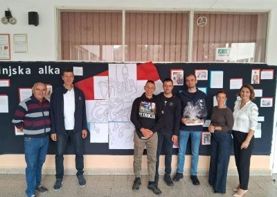 Sinjska alka stigla među učenike OŠ Bila: Kad lektira izađe iz knjige