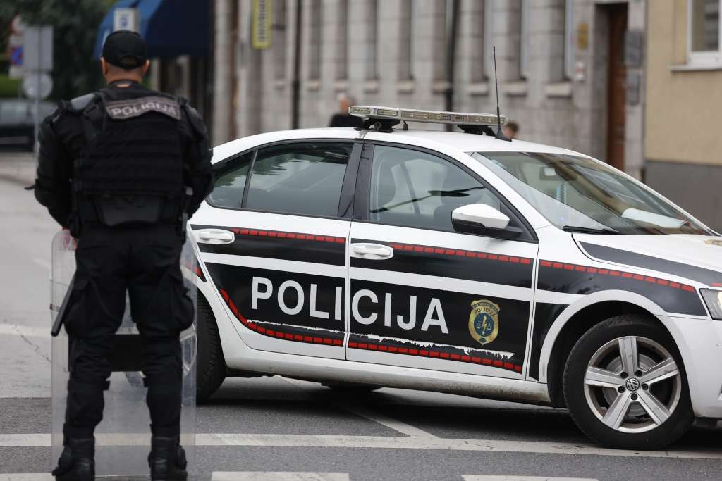 Crnogorska policija spriječila krijumčarenje Sudanaca u BiH