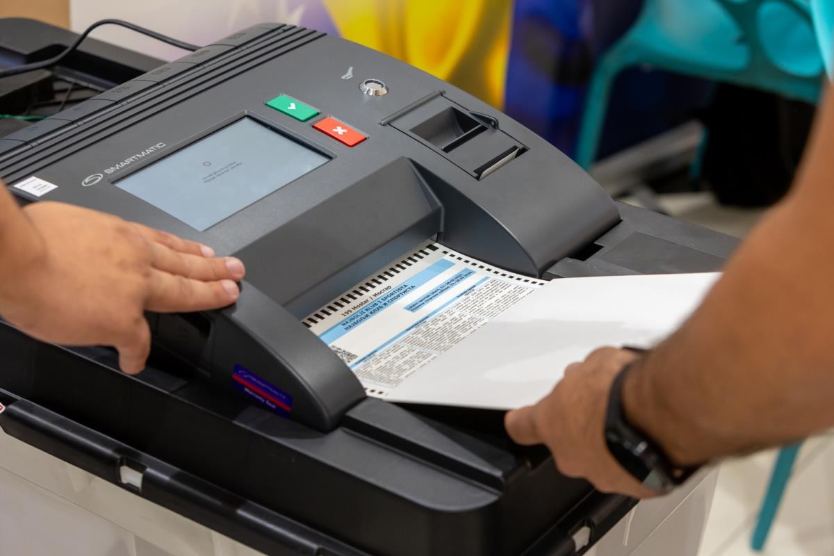 Biometrijska identifikacija i elektroničko brojanje glasova na izborima bi mogli razotkriti tko je sve do sada krao glasove