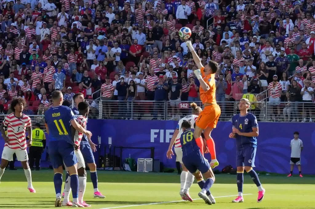 Ibrahimović nakon ispadanja Zmajeva: S igračem više djelovali uzdrmano, od dočeka u Sarajevu nema ništa