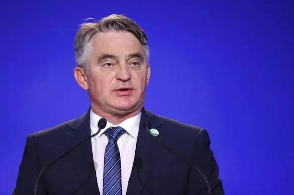 Komšić u New Yorku s veteranima Armije RBiH: Za put izdvojeno 20.000 KM