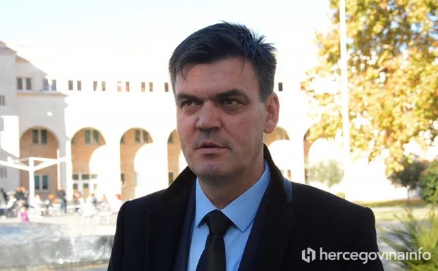 Cvitanović tvrdi: Formira se front protiv Lučića
