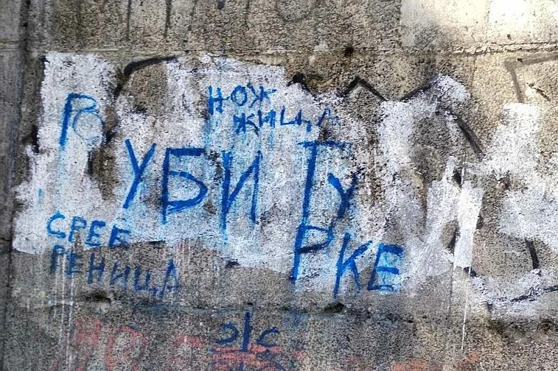 Grafiti "Nož, žica, Srebrenica" i "Ubij Turke" osvanuli u Bijelom Polju, tužiteljstvo pokrenulo istragu