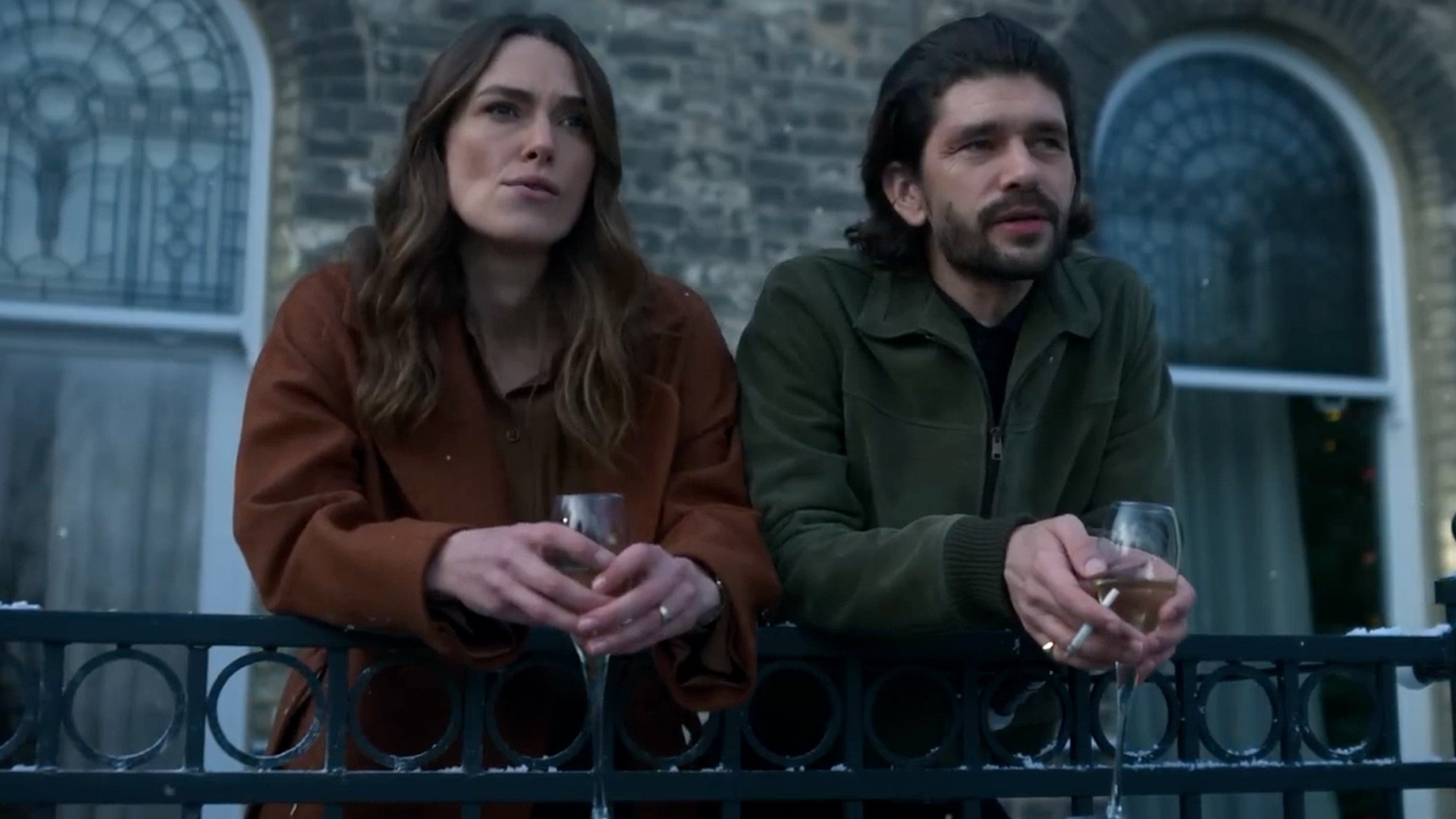 Stigao trailer za drugu sezonu Black Dovesa, Keira Knightley vraća se u još opasniju priču