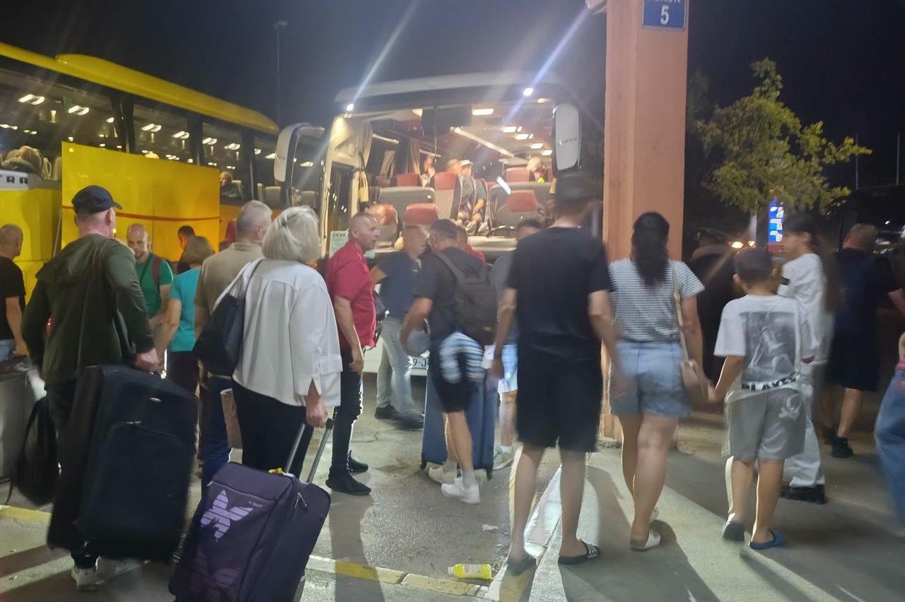 Iz BiH se i dalje odlazi: Peroni svjedoče novim rastancima