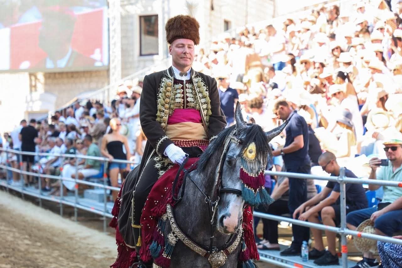 Sinjska alka: Tino Radanović je slavodobitnik, vojvoda poslao snažnu poruku