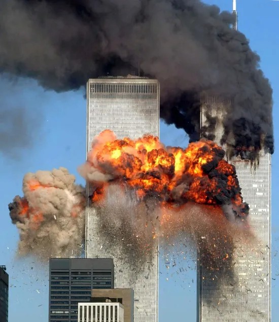 Na današnji dan 2001. godine pripadnici Al-Qaide napali su  tornjeve Svjetskog trgovačkog centra (WTC) u New Yorku