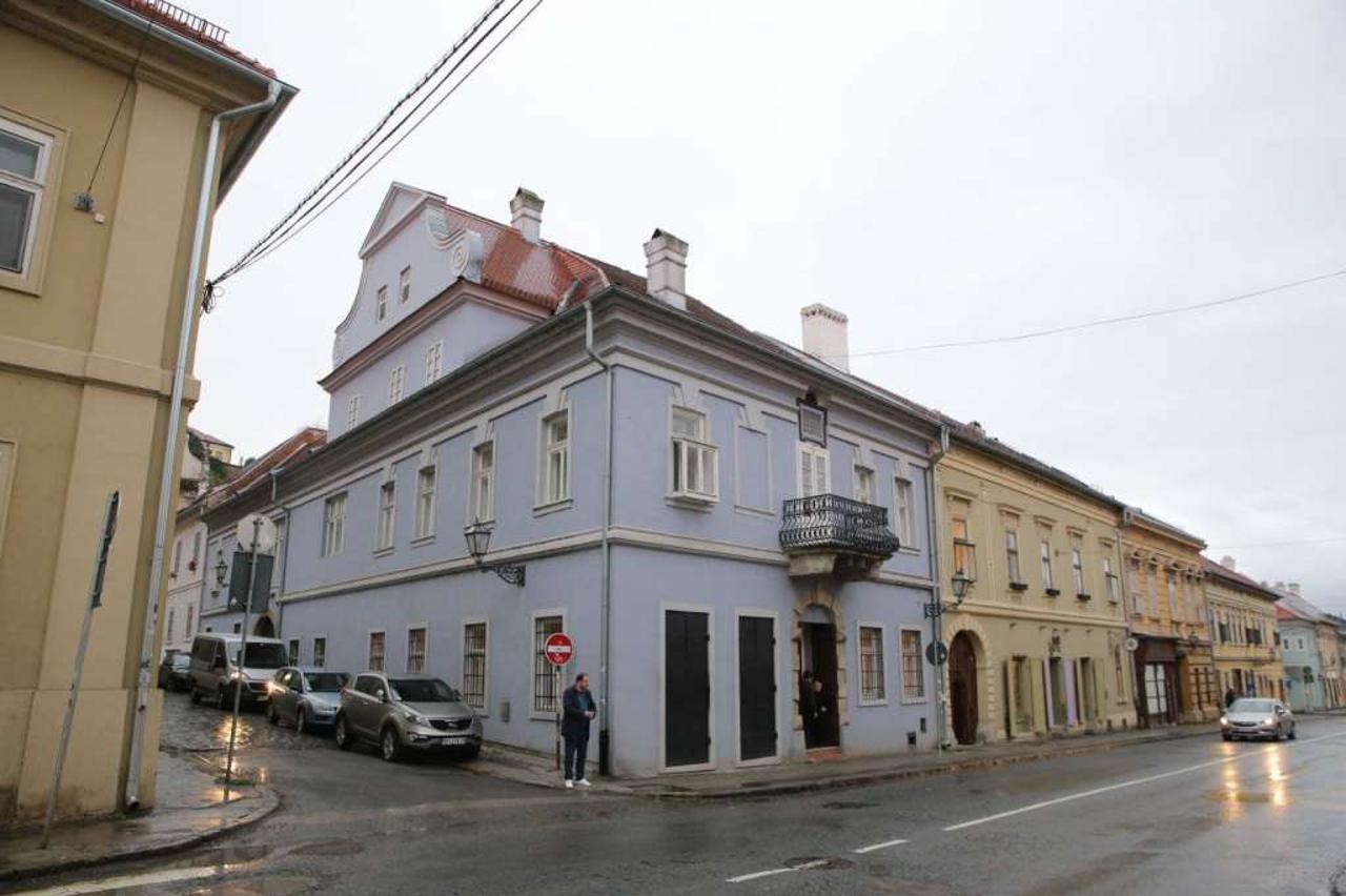 Nova provokacija u Srbiji: Oskrnavljena rodna kuća bana Josipa Jelačića