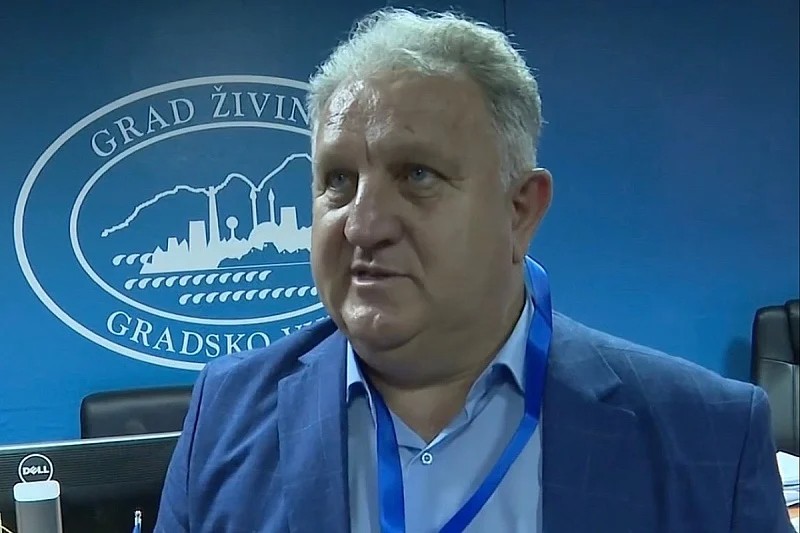 Nailu Jusiću produžen pritvor za još dva mjeseca