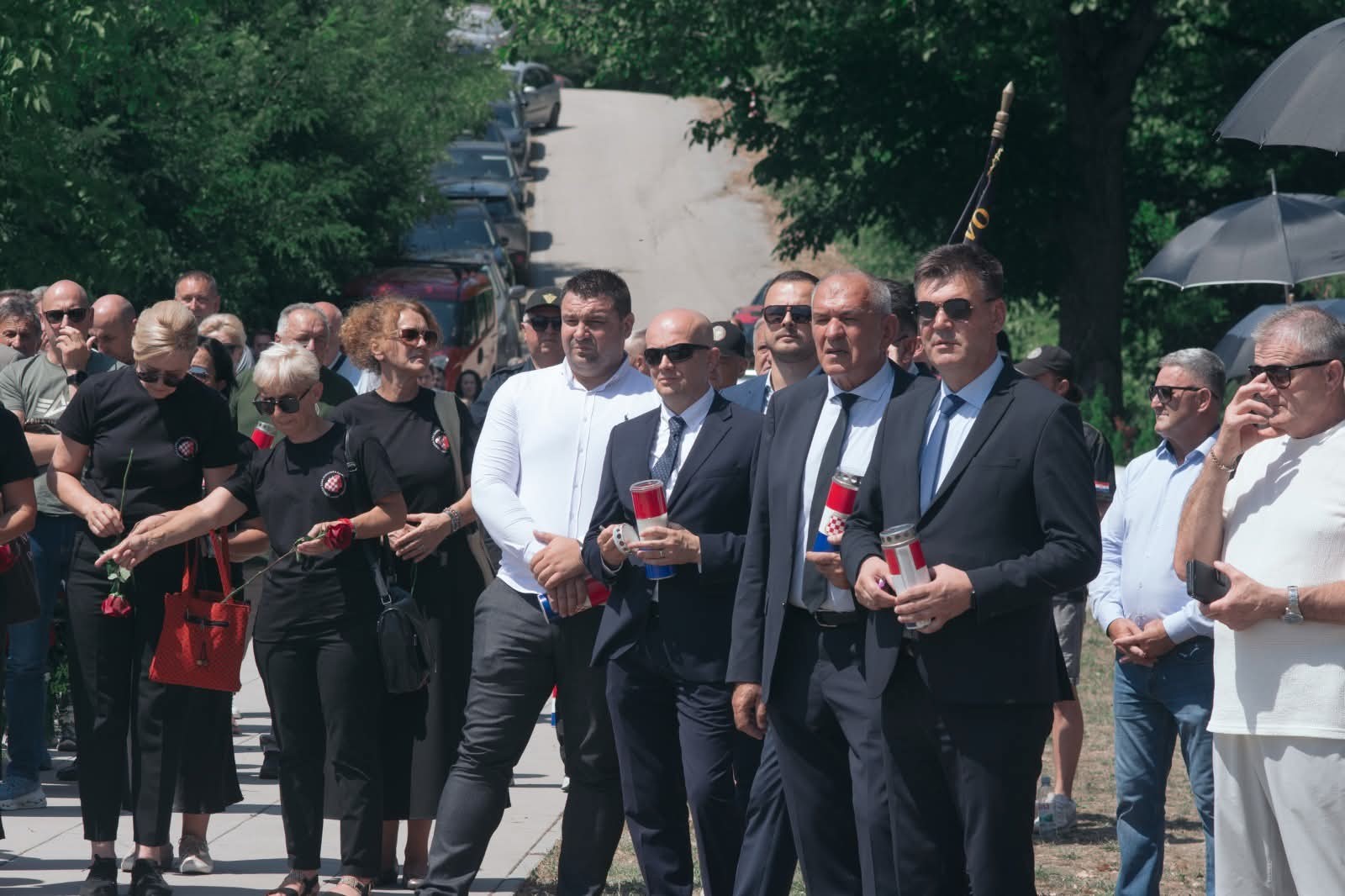 Zavjetno mjesto Komušina: 34. obljetnica stradanja i odana počast braniteljima