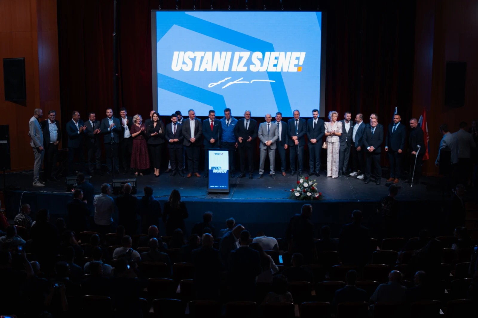 Predizborni skup u Mostaru: "Hrvatska petorka" uz Lučića