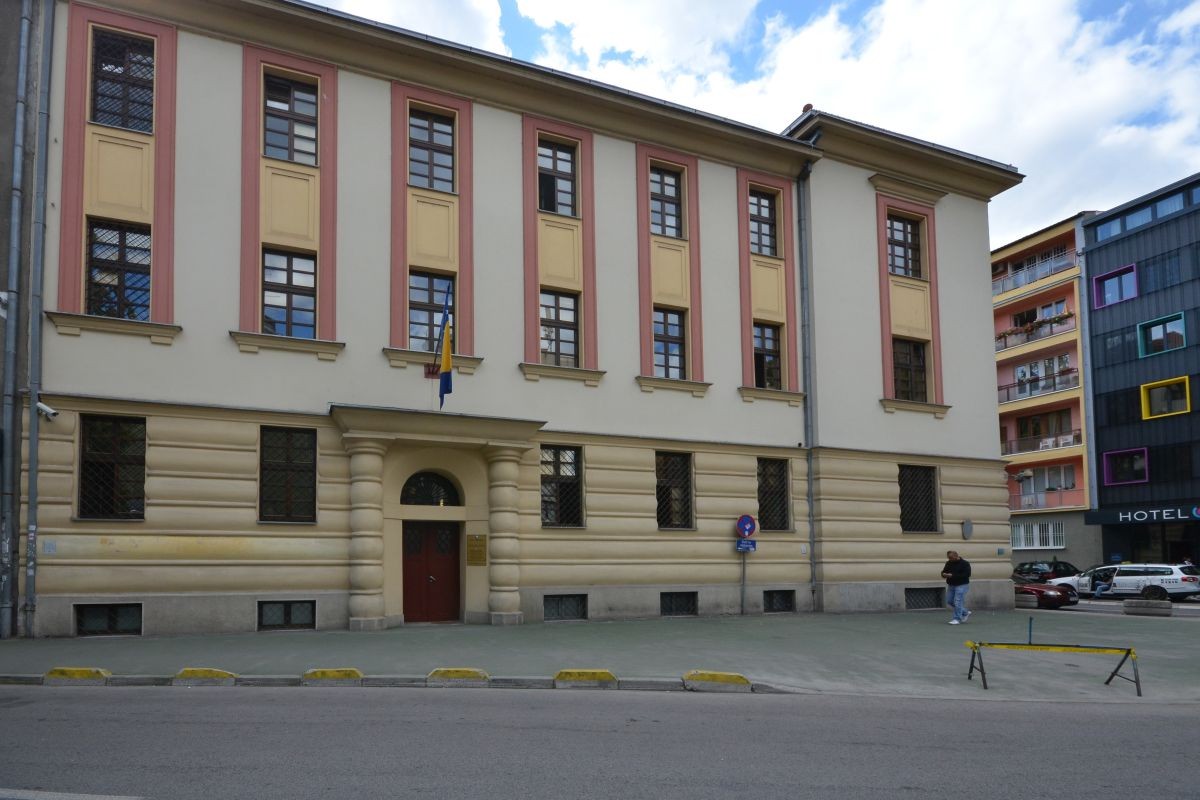 Osumnjičeni za dvostruko ubojstvo u Hrasnici udaljen iz sudnice, slijedi vještačenje psihičkog stanja