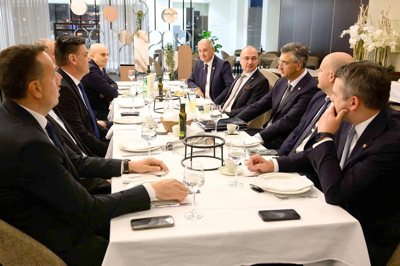 Plenković u Mostaru traži političku podršku: Petorka još bez dogovora o Filipović