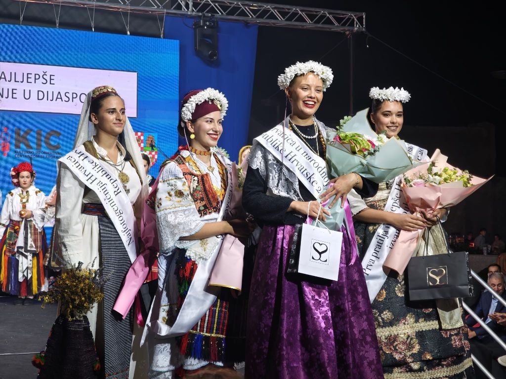 Vesna Barišić iz Argentine najljepša Hrvatica u narodnoj nošnji izvan Hrvatske