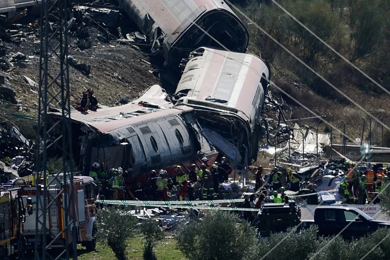 Španjolska u žalosti nakon sudara vlakova, broj poginulih porastao na 69