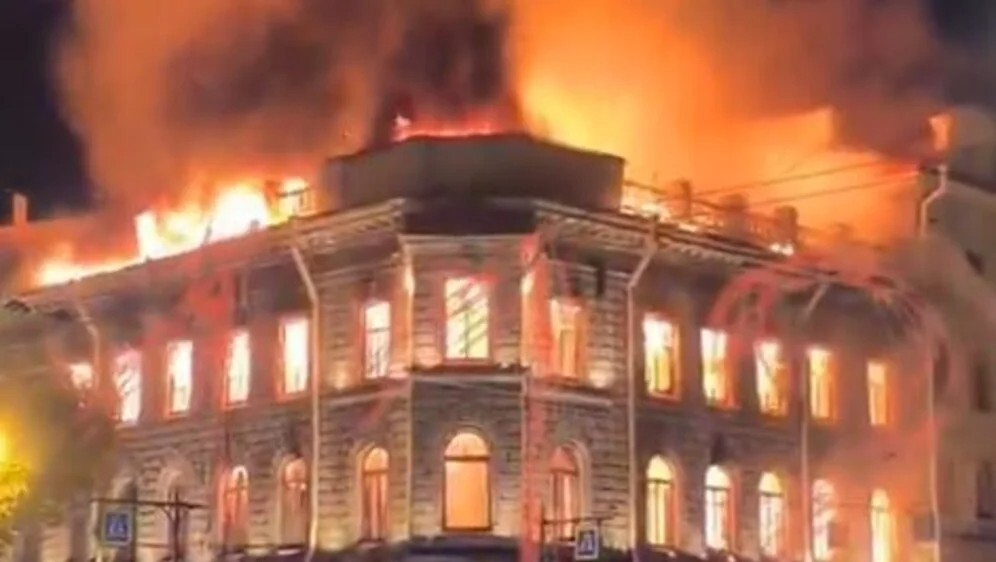 Požar u Sankt Peterburgu: Izgorjela povijesna palača 