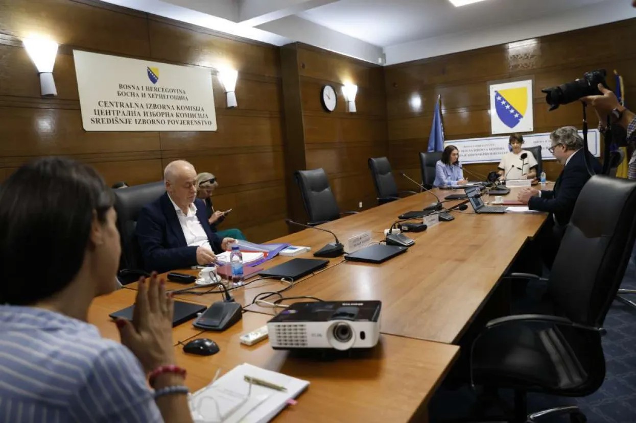 SIP uklonio sedam kandidata za biračke odbore zbog povezanosti sa HDZ BiH 