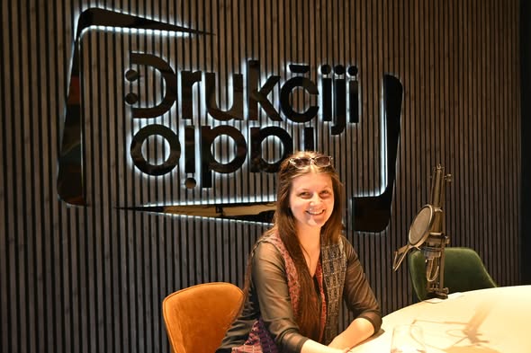 Večeras u Domu kulture u Novom Travniku  predstava “U inat tami” pijanistice Marije Bajo