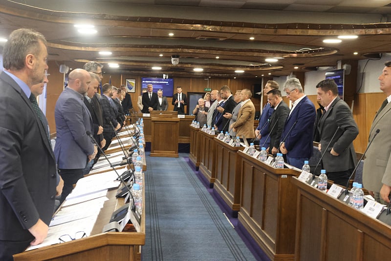 Brčko distrikt: usvojen Zakon o registru osuđenih za spolno zlostavljanje djeteta