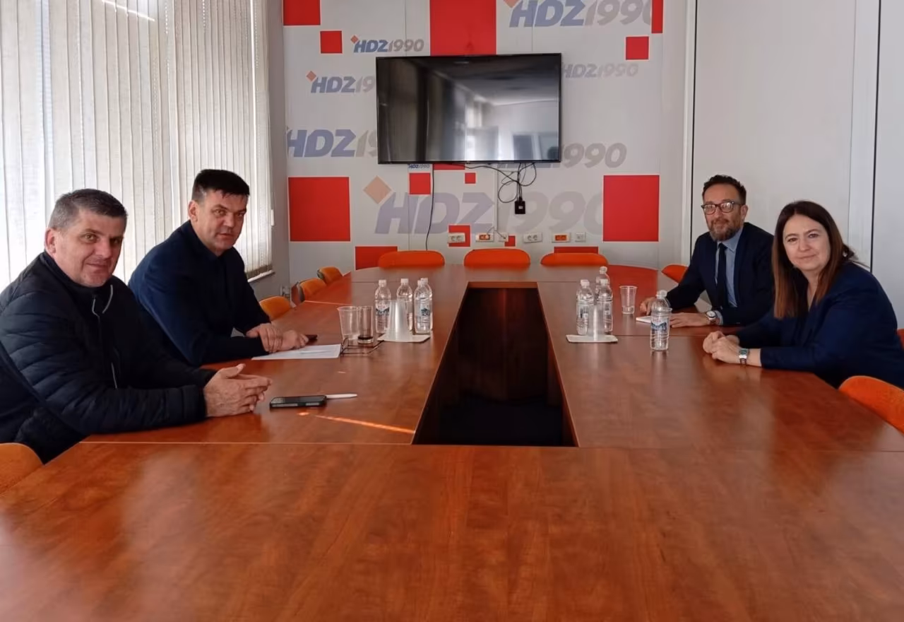 Cvitanović se sastao sa veleposlanicom Italije: razgovor o izborima i reformama