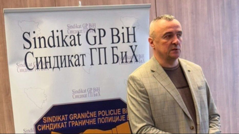 Masovni prosvjedi sindikata ispred institucija BiH zbog neusvajanja proračuna i plaća