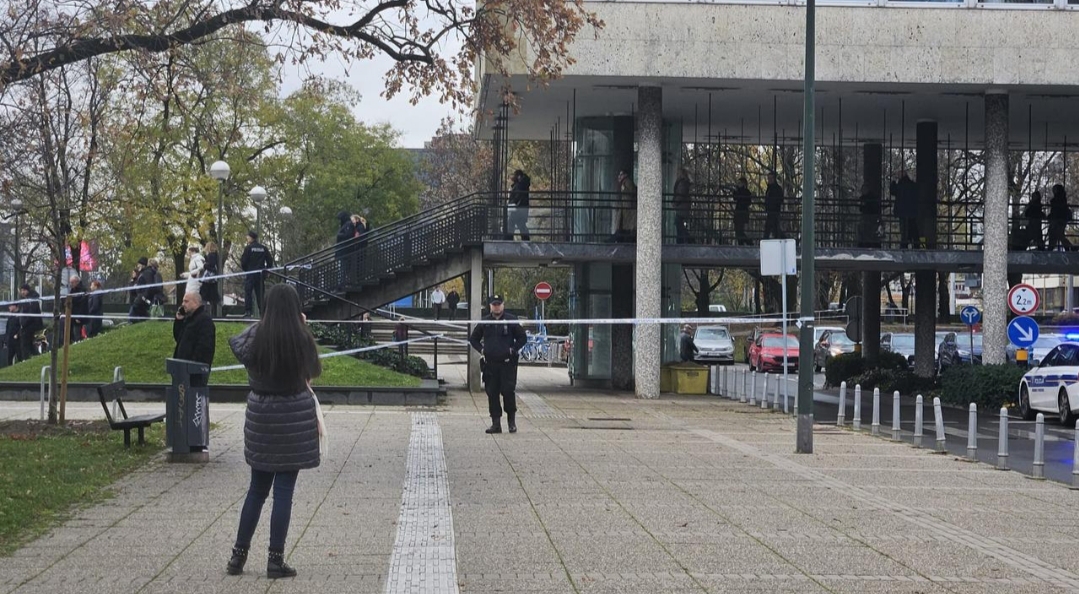 Zagreb pod opsadom! Dojave o bombama u školi, Poglavarstvu…