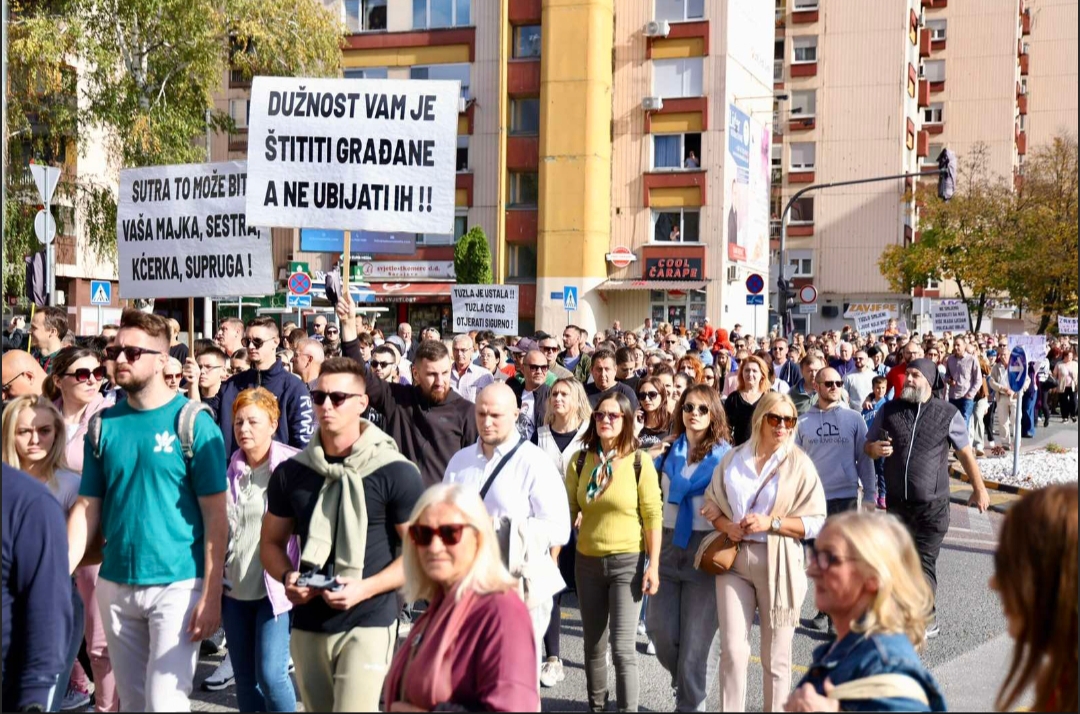 Protest građana u Tuzli: “Ovo je krik obespravljenog naroda