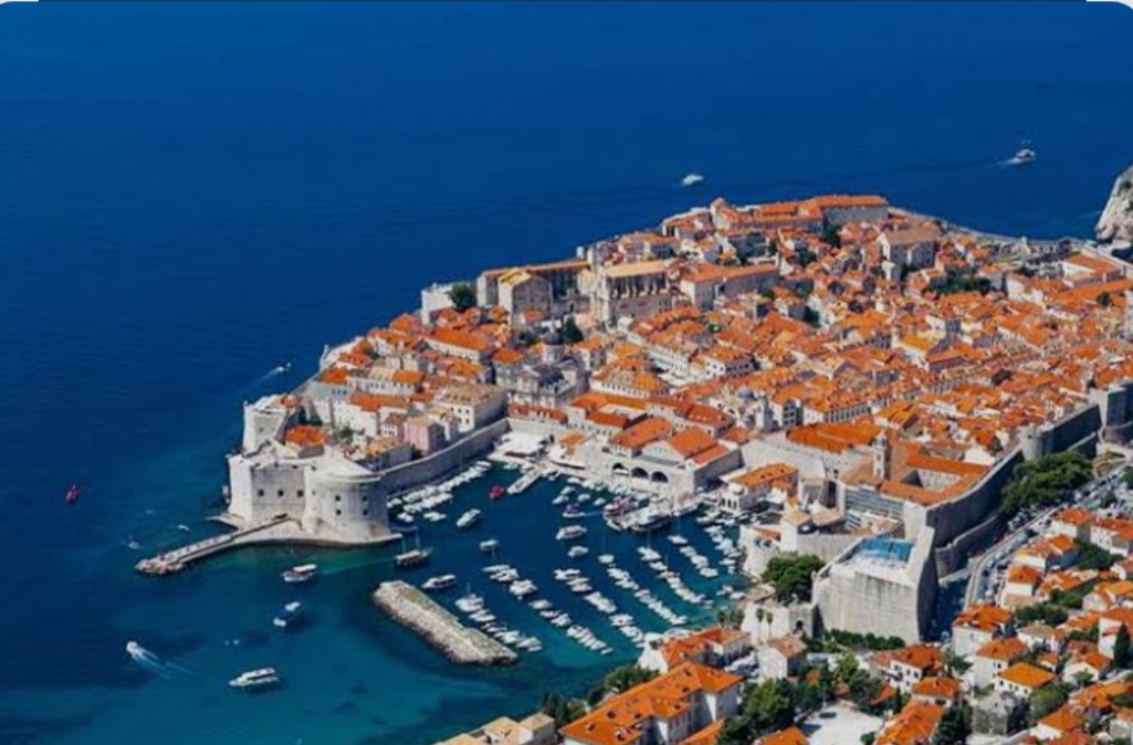 Dubrovnik u finalu za titulu Europskog zelenog pionira pametnog turizma 2026.