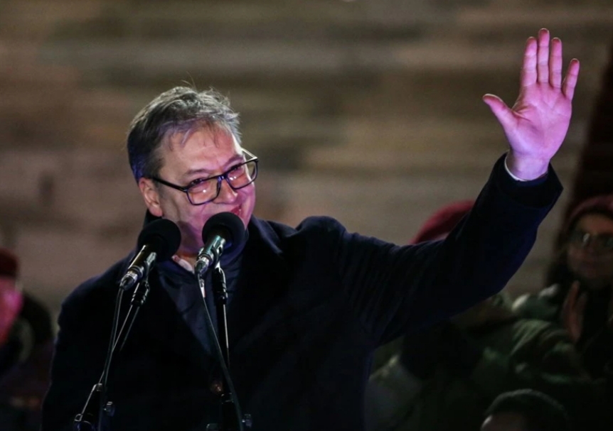 Ćacilend kao pozornica: Vučić odgovorio na proteste najavom izbora