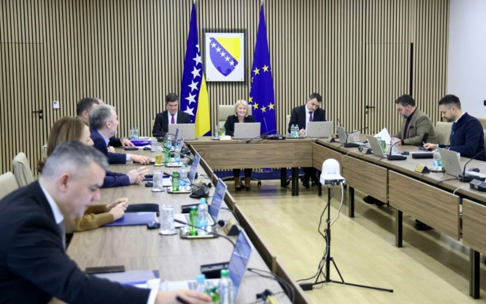 Proračunsko rasipanje u BiH: Dok radnici ostaju nezaposleni, neki političari dobili su 360.000 KM po osobi za diskrecijske potpore