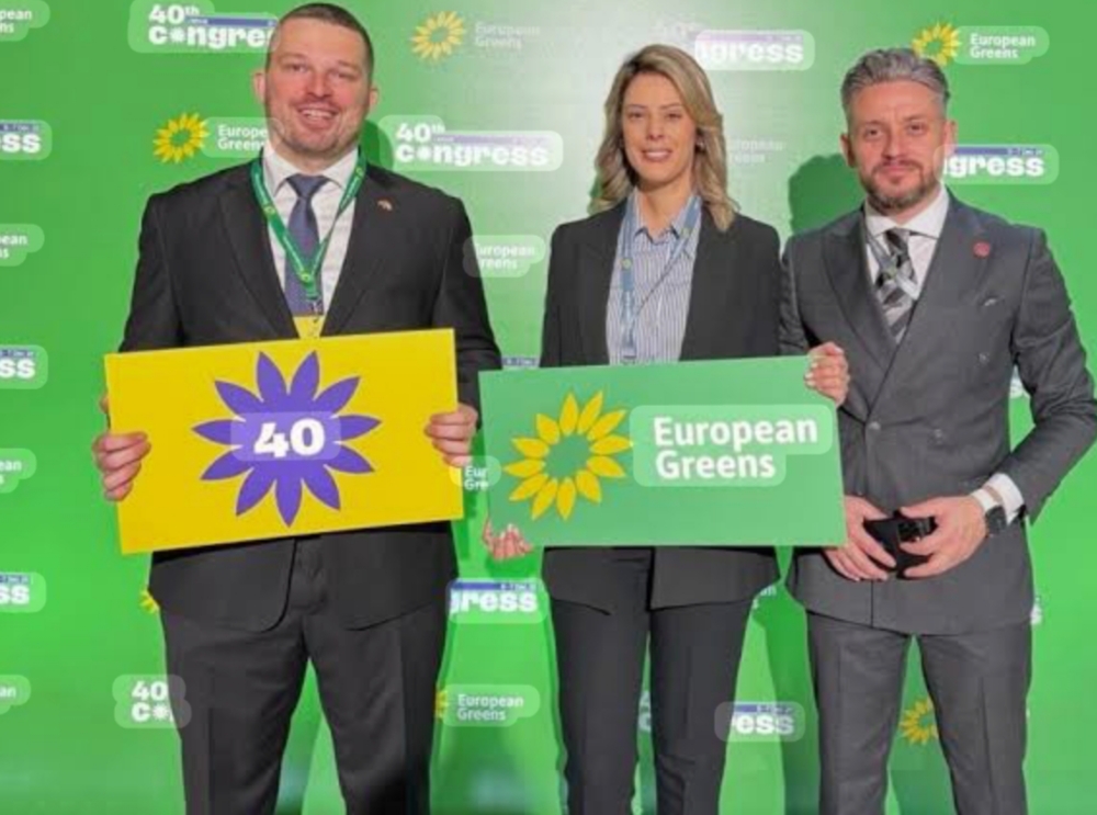 Ursula von der Leyen i Manfred Weber proglašeni neprijateljima broj jedan u EPP-u