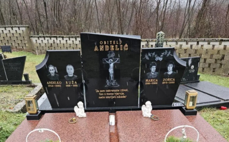 23. Božić kako su tri stolice za obiteljskim stolom Anđelića ostale prazne