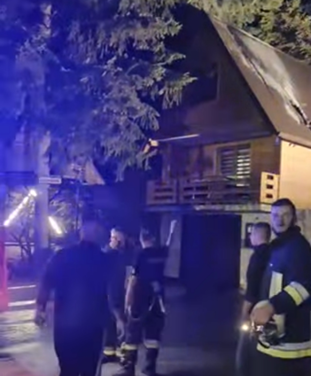 Požar u etno selu Bistrovo kod Kruščice – brzom intervencijom vatrogasaca spriječena veća šteta