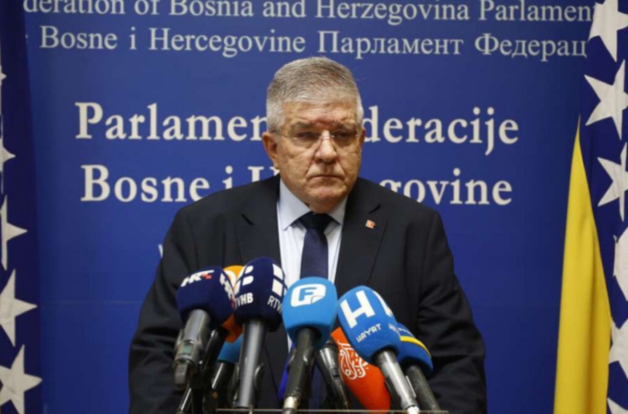 Mioković odbija ostavku