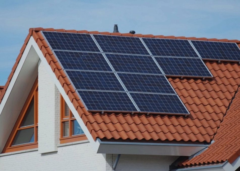 HNŽ želi olakšati postavljanje solarnih panela na krovove kuća