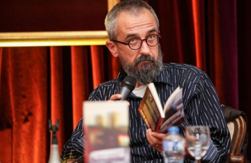 Prestižna nagrada “Ćamil Sijarić” za Darka Cvijetića