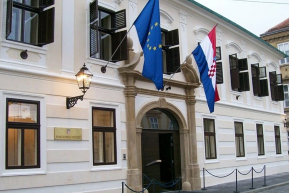 Četiri velika projekta za Hrvate izvan Hrvatske, Vlade RH