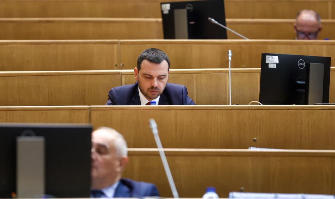 Što zapravo znači šutnja na mini državni udar s izborom glavnog pregovarača s EU?