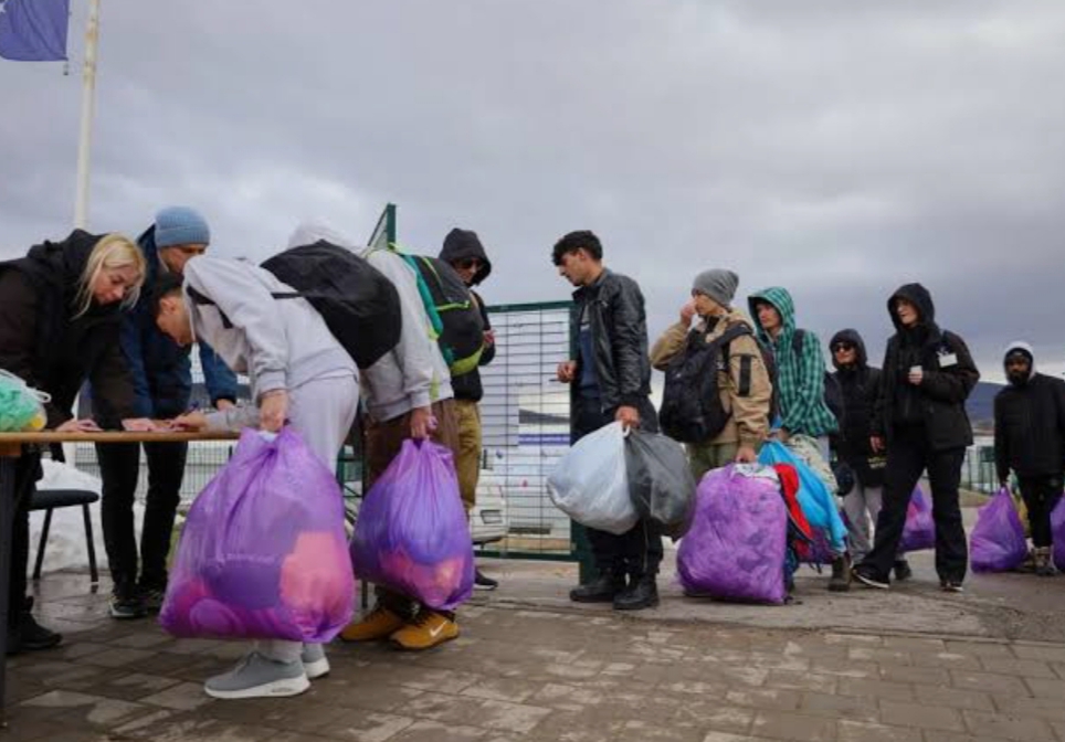 Novi val migranata u Lipi- država vodi kamp