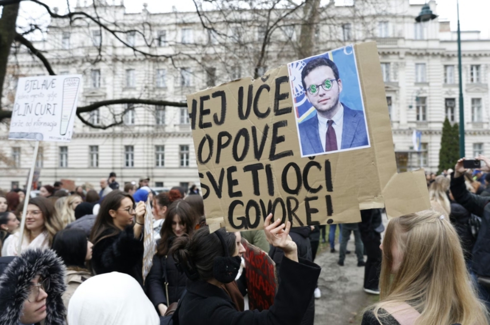 Protesti završeni, ali tenzije rastu: studenti dali Vladi rok od 5 dana!