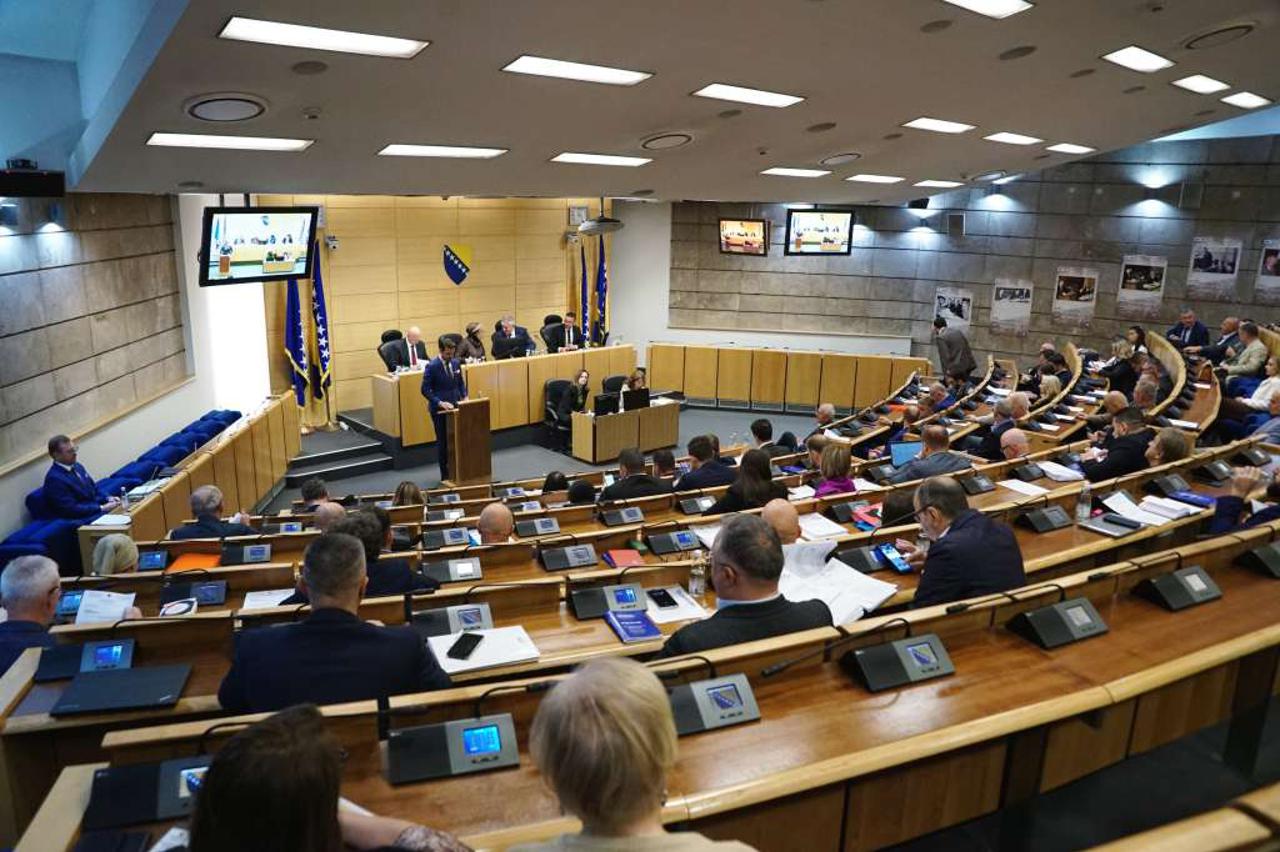 Zakon krojen da umirovljeni kadrovi ostanu na čelu FUP-a?