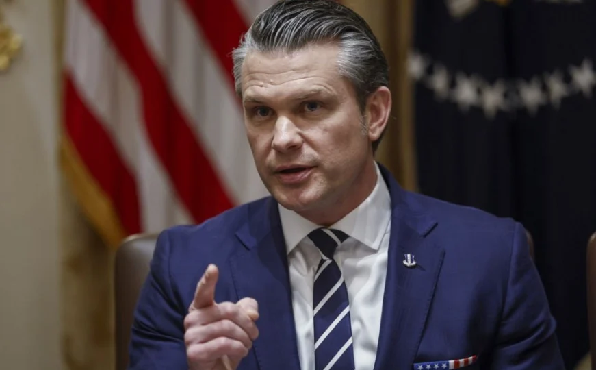 Pentagon: Uništeno iransko zrakoplovstvo i raketni program