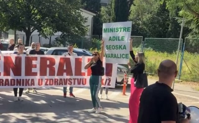 Masovni prosvjed zdravstvenih radnika u Mostaru